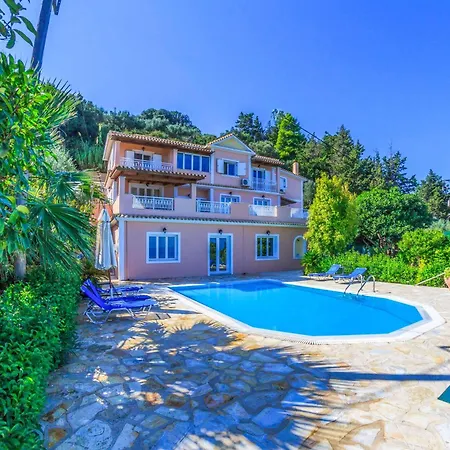 Doretta Villa *
